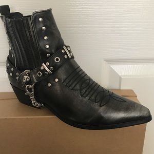 Women’s western boots